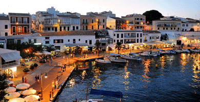 Menorca de noche